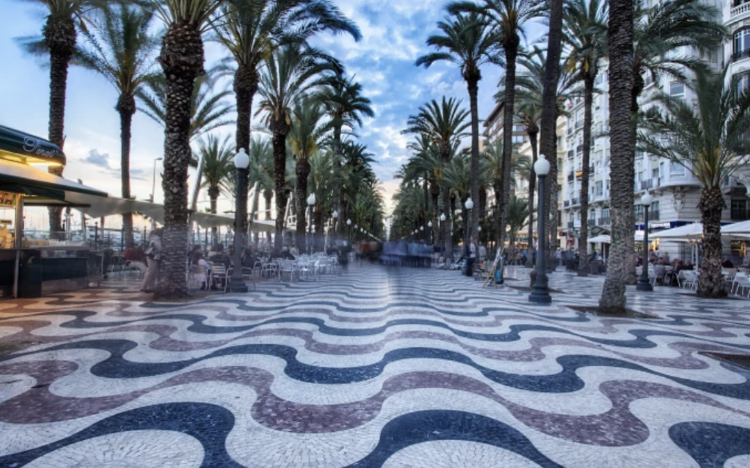 SEGÚN LA CADENA COPE, ALICANTE LO TIENE TODO: SOL, HISTORIA, FIESTA Y SABOR.