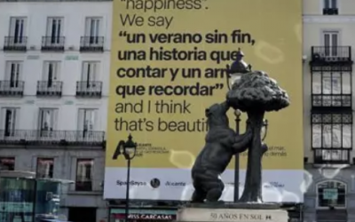 LA LONA GIGANTE EN LA PUERTA DEL SOL MADRILEÑA