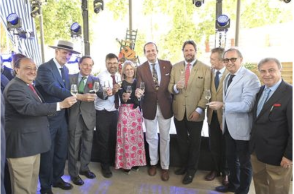 EN PLENA FERIA, BRINDIS POR LOS 50 AÑOS DE «JEREZANOS EN LA DIÁSPORA»